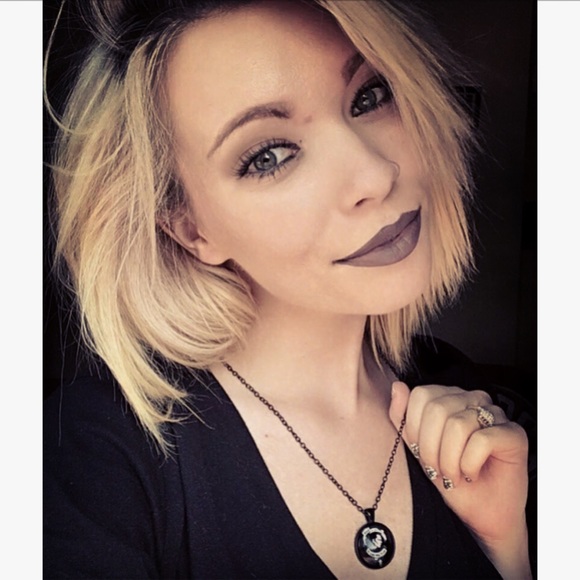 🎂 Loki Glass Cabochon Necklace 🎂 - Picture 5 of 5